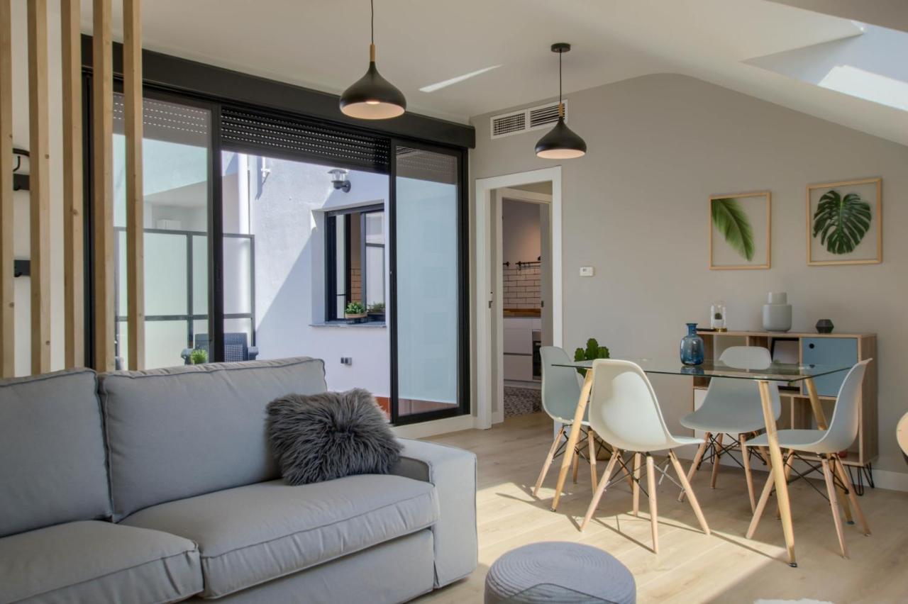 La Plaza-Atico Apartment บีญาฟรังกา เด ลอสบาร์รอส ภายนอก รูปภาพ