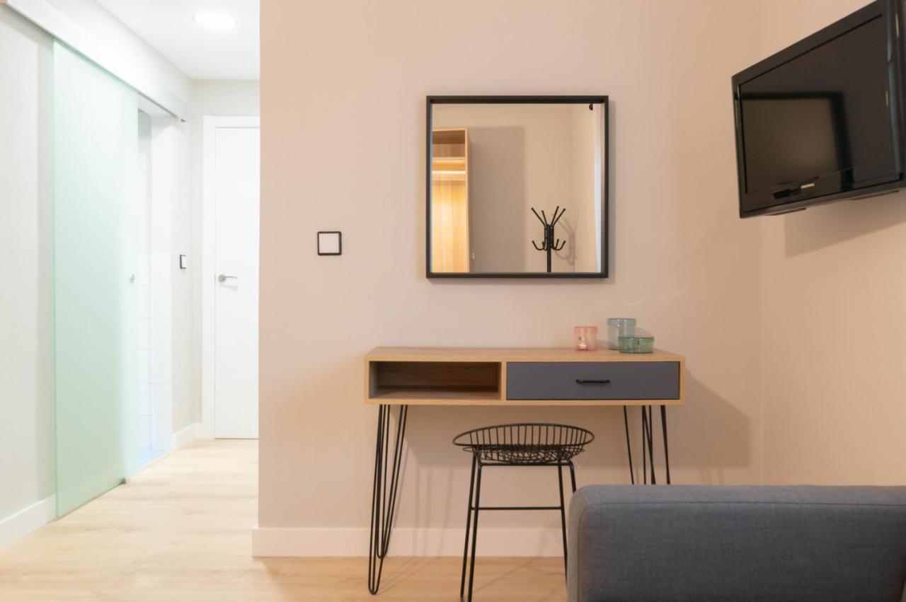 La Plaza-Atico Apartment บีญาฟรังกา เด ลอสบาร์รอส ภายนอก รูปภาพ